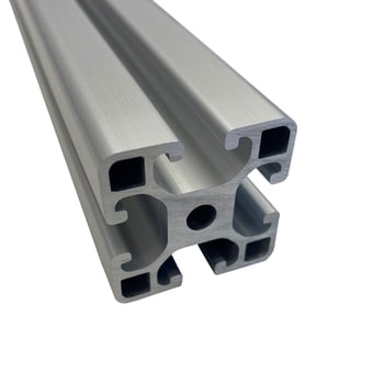 BeeWaTec aluminium profile 40x40 mm (groove 8) as an ideal alternative to the industry standard