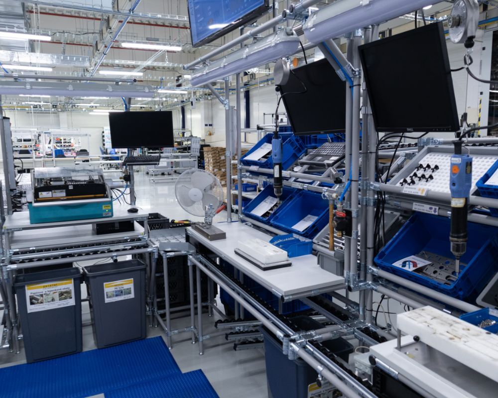 5S am Arbeitsplatz mit modularen Arbeitsplätzen von BeeWaTec