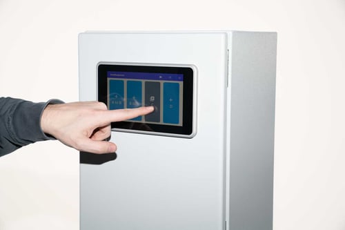 Order management system box from BeeWaTec with touch display for creating transport orders