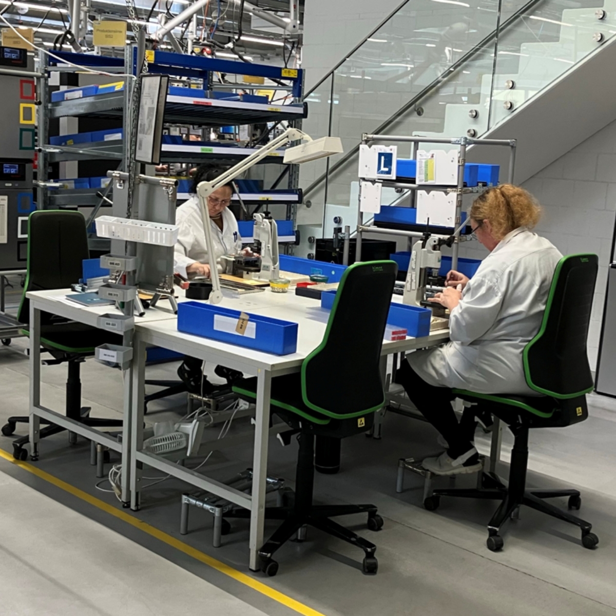 قبل: مكان العمل الوظيفي مع إمكانية التحسين