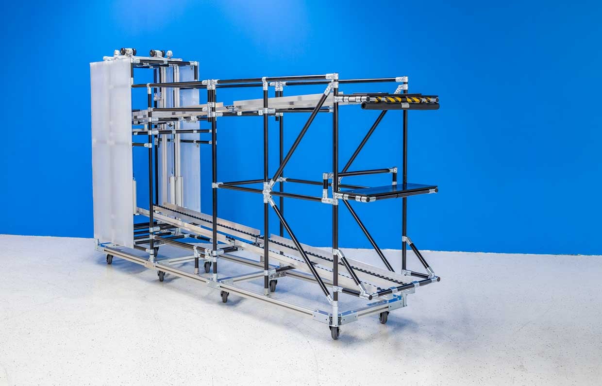 AU200573_Flow_Rack_Web_02_02